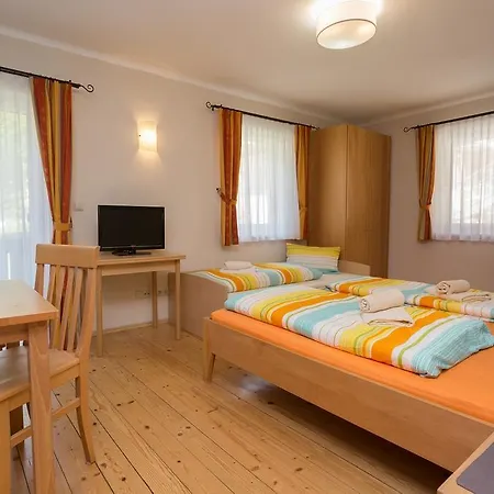 Saeuleck Appartement Inkl Skibus Mallnitz Exterior photo
